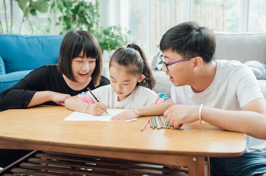 Ba mẹ nên làm gì để rèn luyện tính trung thực cho bé? - Ảnh 2.